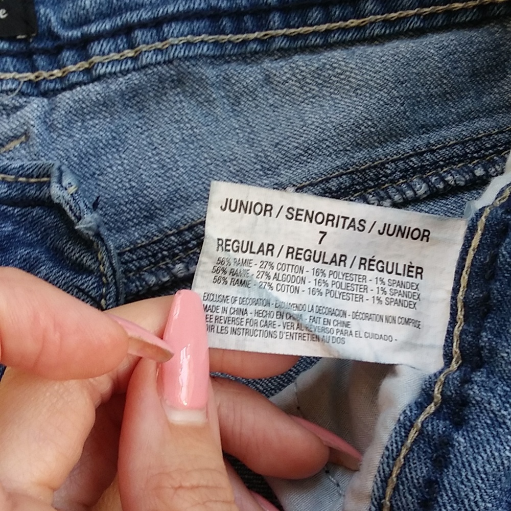 L.e.i Blue Jean Shorts - Picture 5 of 14